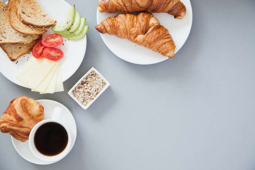 Dlaczego śniadanie jest ważne i nie należy z niego rezygnować?
